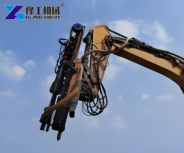 hydraulic hammer working