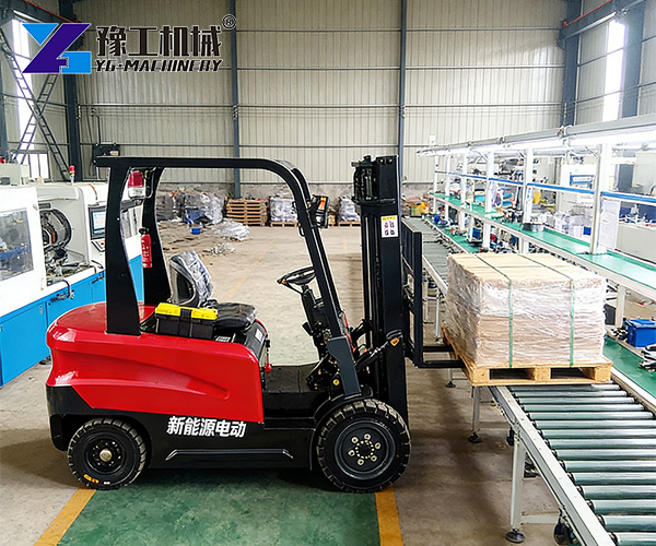 4 Wheel Electric Forklift